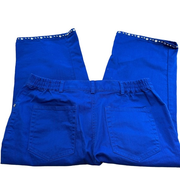 Hearts of Palm Cobalt Blue Long Bermuda Shorts - 8P - Picture 7 of 9